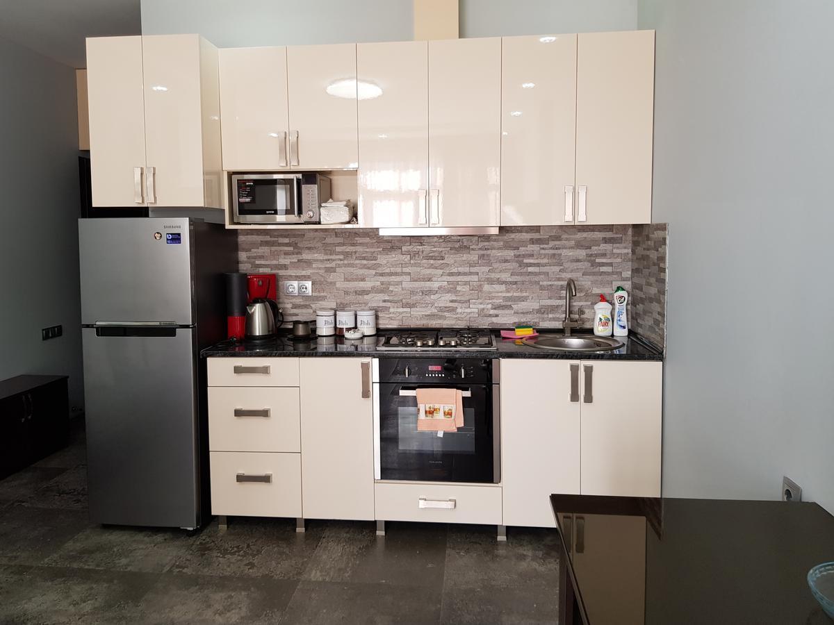 Apartament Gia บาทูมิ ภายนอก รูปภาพ